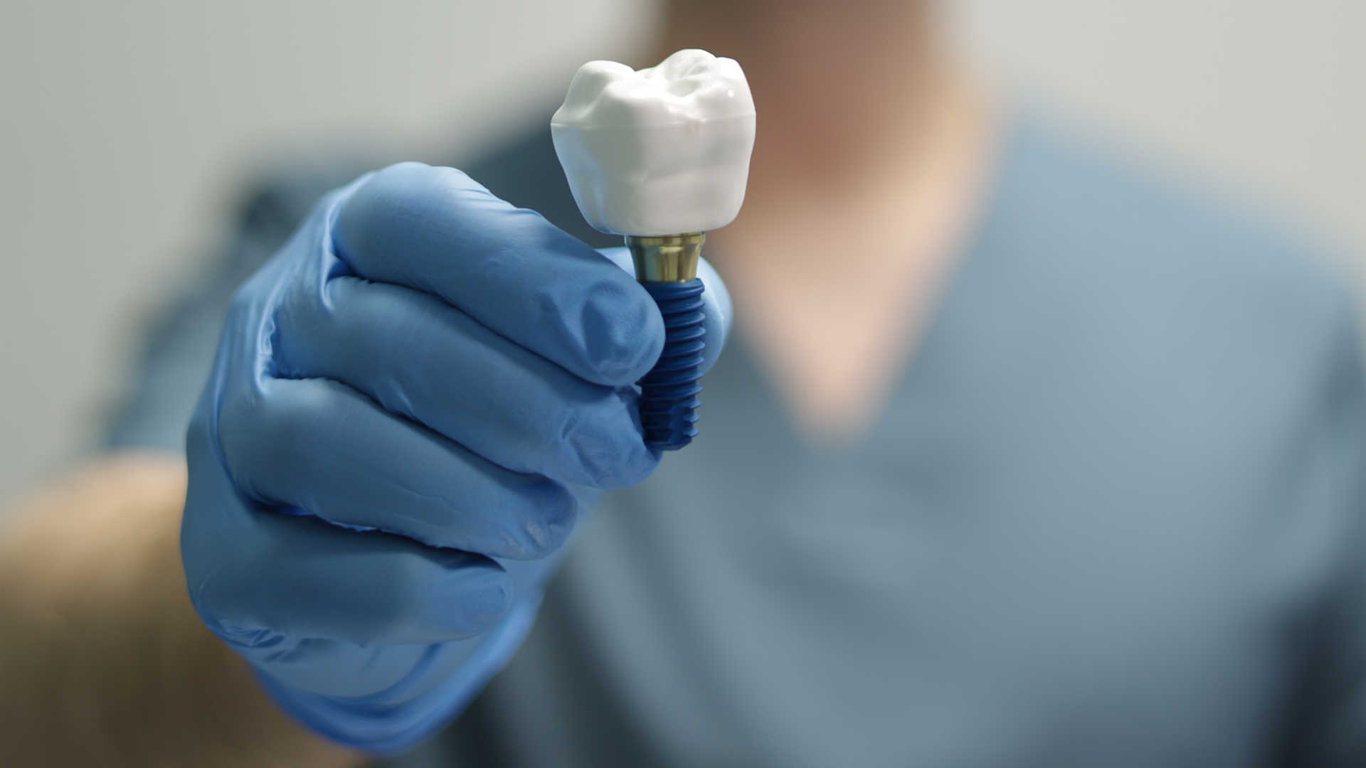 https://new.zhdan-dent.com.ua/wp-content/uploads/2025/03/implants.webp